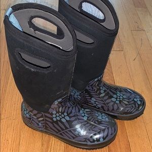 Winterberry Bogs size 7